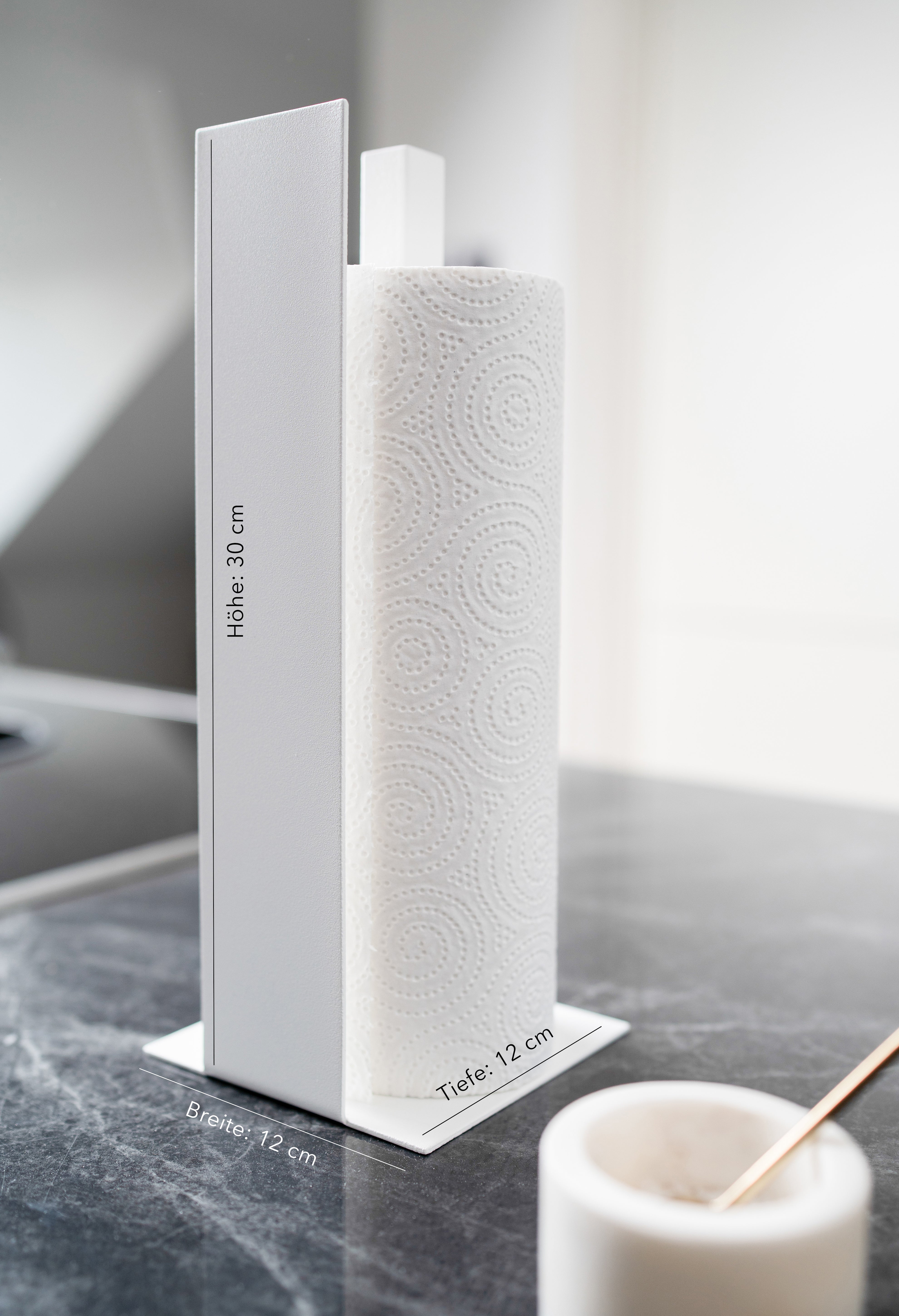 Küchenrollenhalter in weiss mit eingezeichneten Maßanagaben