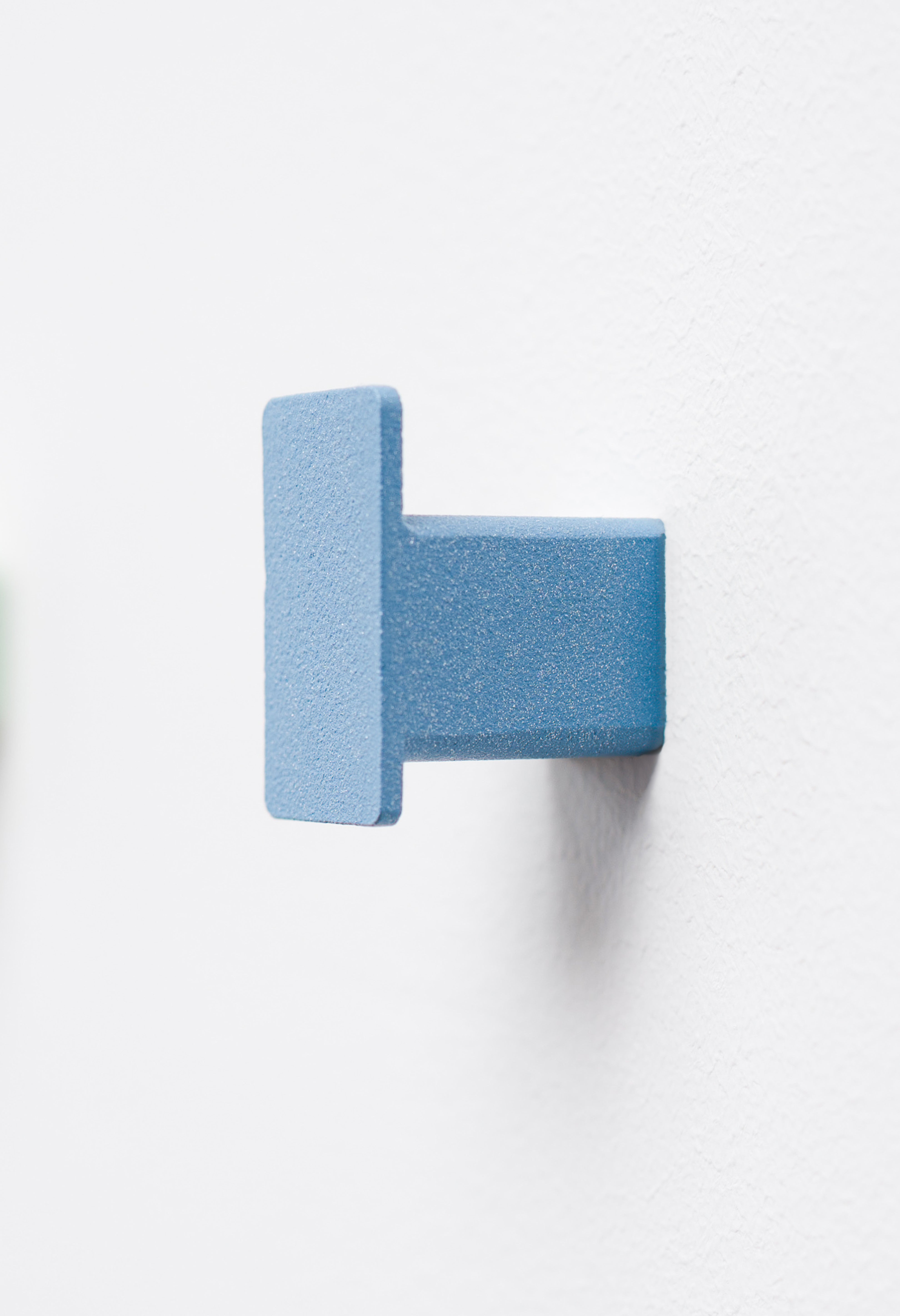 Close Up Wandhaken Nizza in Farbe Blau Metallic