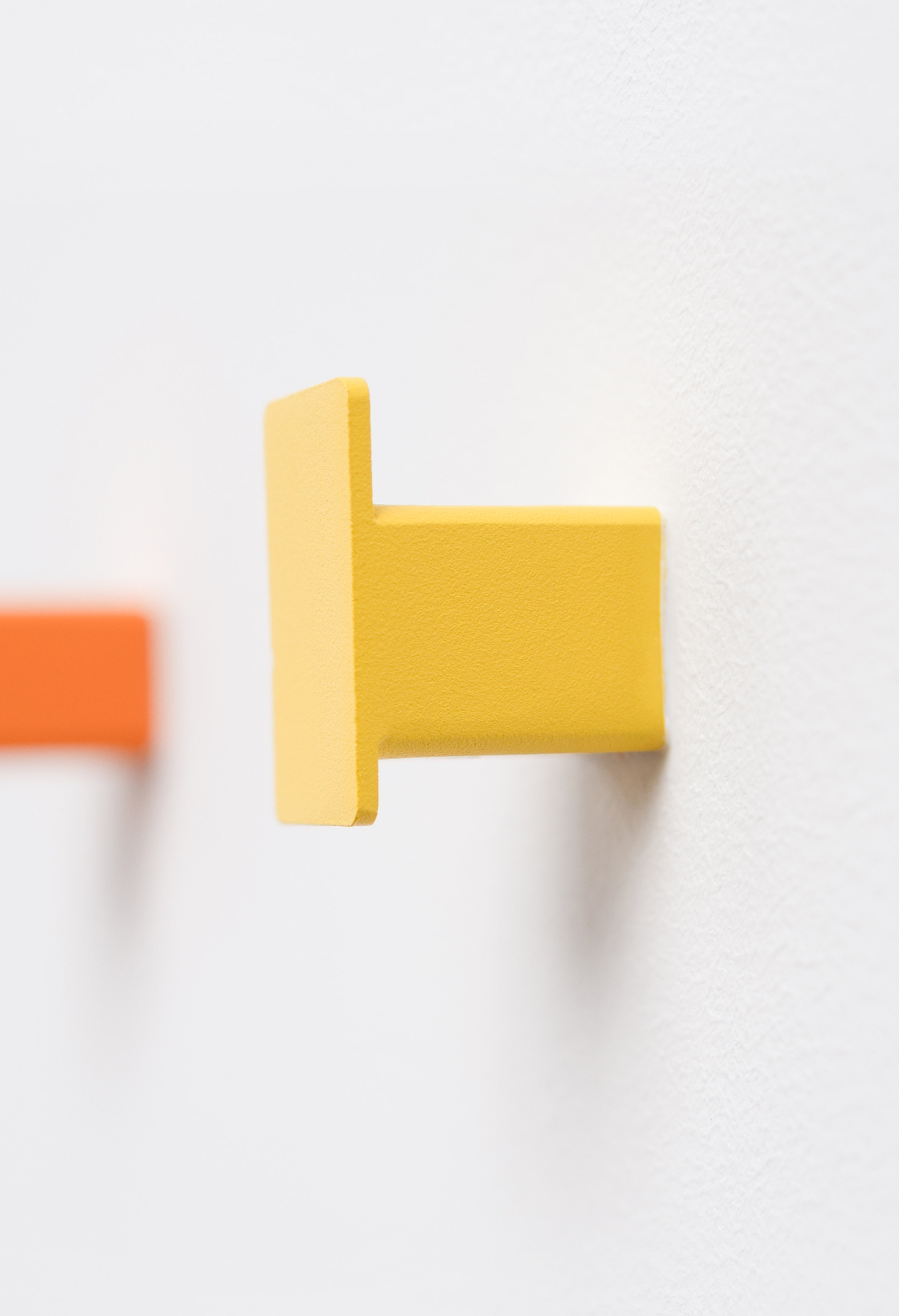 Close Up Wandhaken Nizza in Farbe Zitronengelb