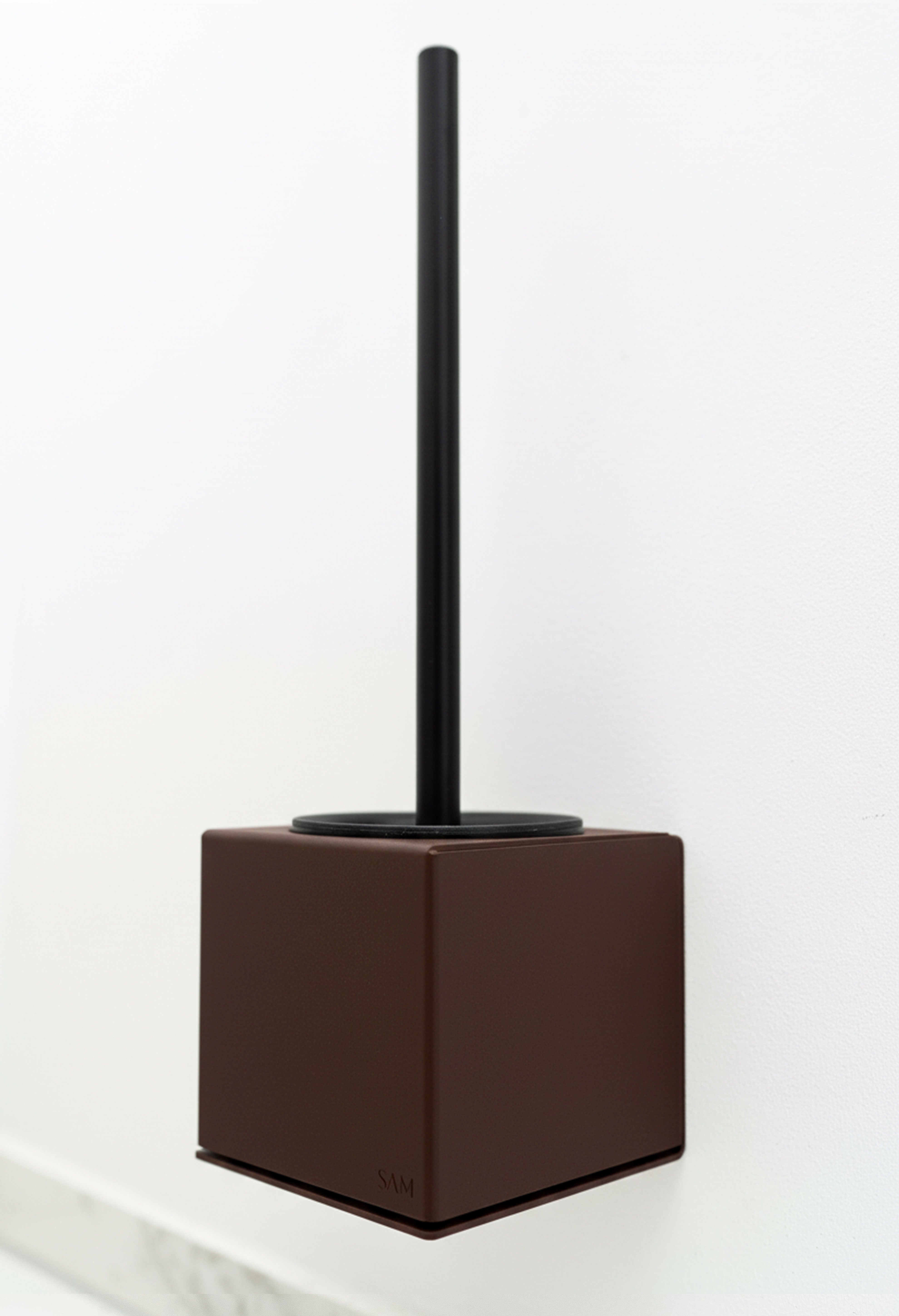 WC-Bürstenhalter LYON aus pulverbeschichtetem Metall zum Kleben ohne Bohren in Farbe Marone